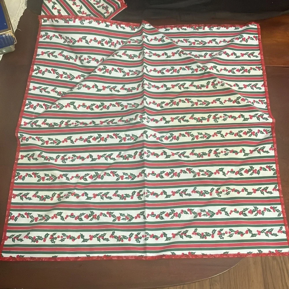 Set of 2 Vintage 1992 Lillian Vernon Christmas Striped Holly Napkins / Linens